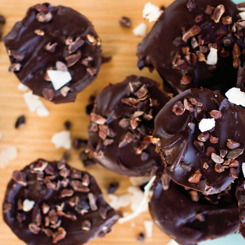 Healthy Peanut Butter Cacao Cups (No-Bake, Refined Sugar-Free Chocolate Treat)