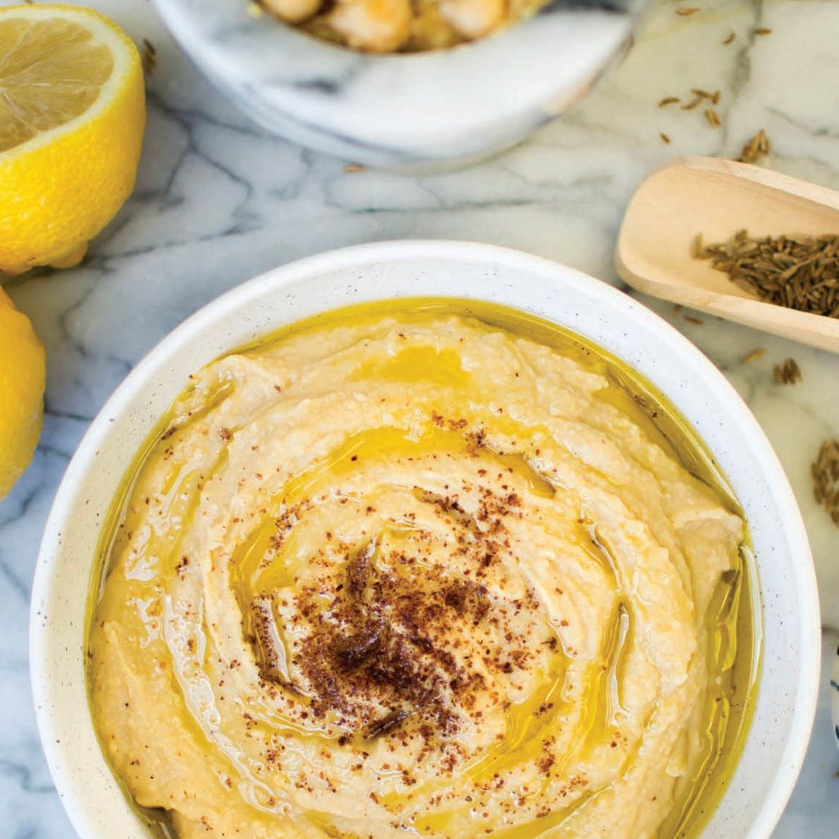 Easy Homemade Hummus Recipe (Creamy Lemon & Tahini Chickpea Dip)