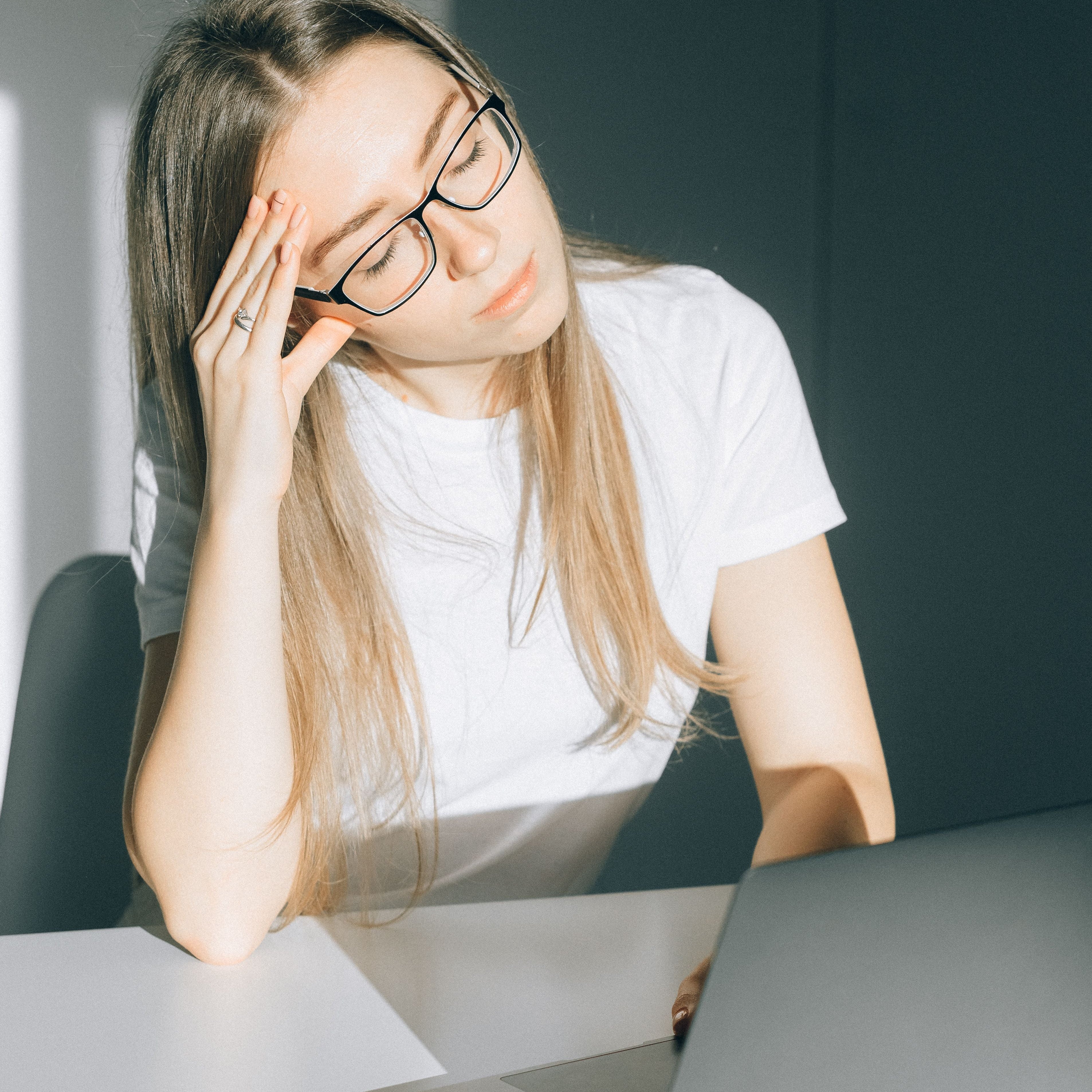 How Stress Affects Hormones, Sleep and Gut Health: A Nervous System Guide