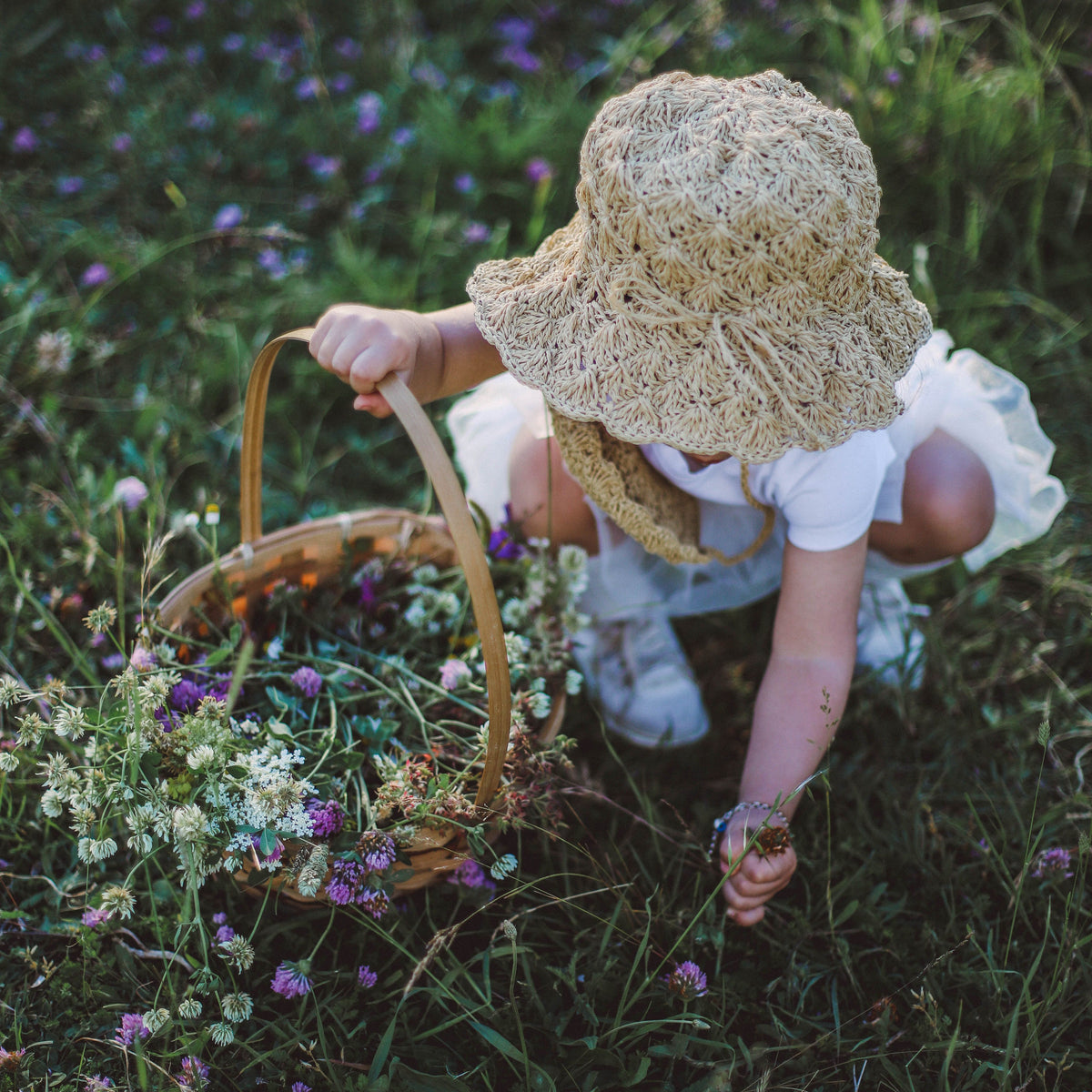 Helping Neurodiverse Children Take Herbs, Supplements and Medicines: Practical Tips for Parents