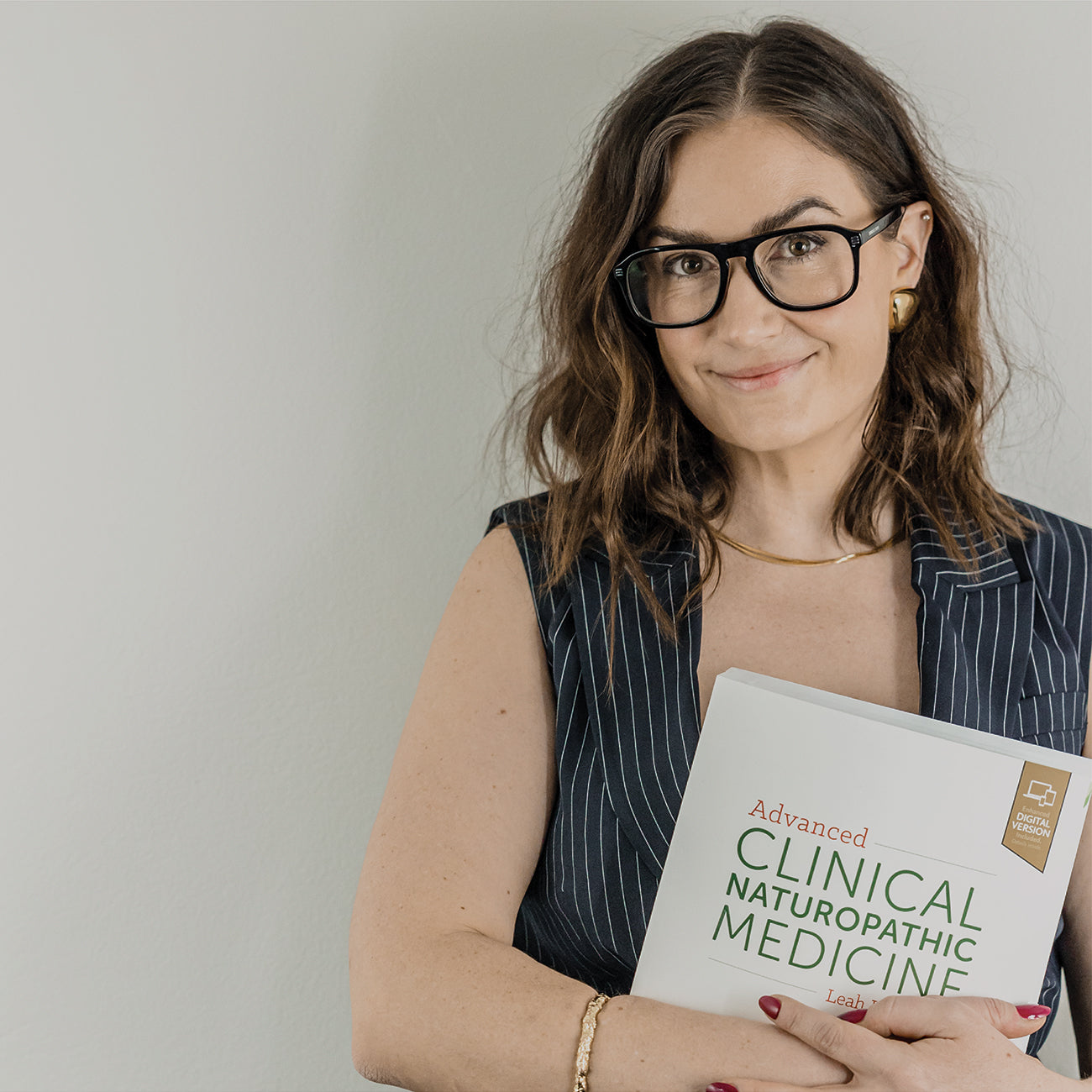 The story of Nourishing Apothecary, a holistic wellness clinic in Sydney, offering low-tox products, natural medicine, and personalised Naturopathic care for balanced living.