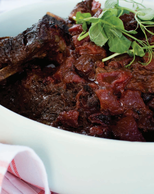 Slow-Cooked Beef Short Ribs Recipe (Tender Red Wine & Tomato Braised Short Ribs)