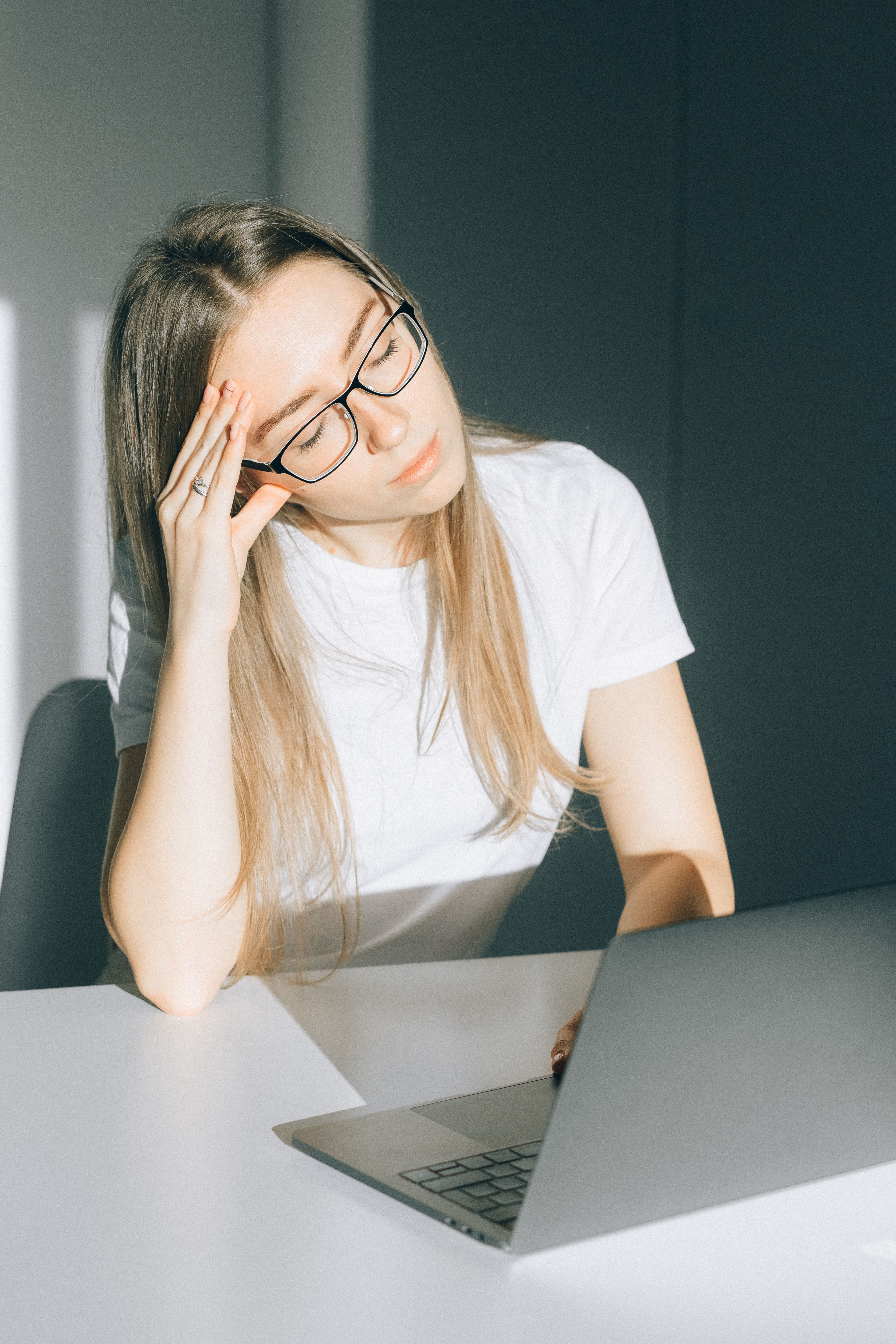 How Stress Affects Hormones, Sleep and Gut Health: A Nervous System Guide